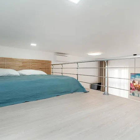 Sights At Your Doorstep Apartment *